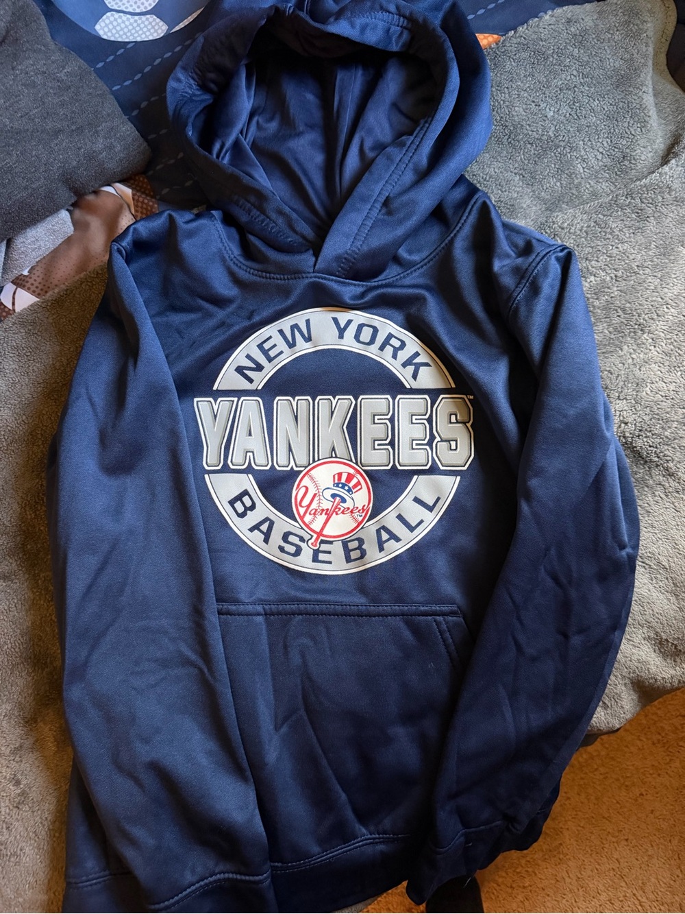NY Yankees hoodie size Small